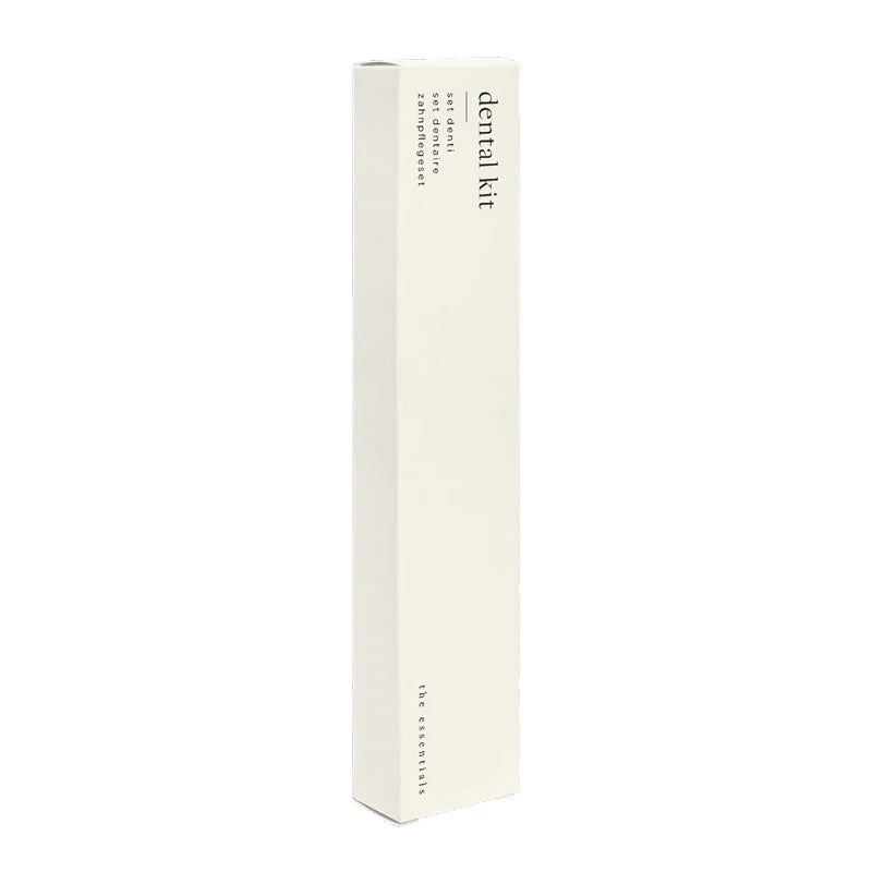Kit d'hygiène bucco-dentaire dans un étui en carton couleur crème