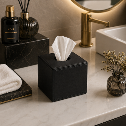 Boîte à mouchoirs carrée en similicuir noir – Hotel Collection